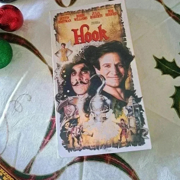 VHS  Classic Hook MOVIE - Picture 1 of 3